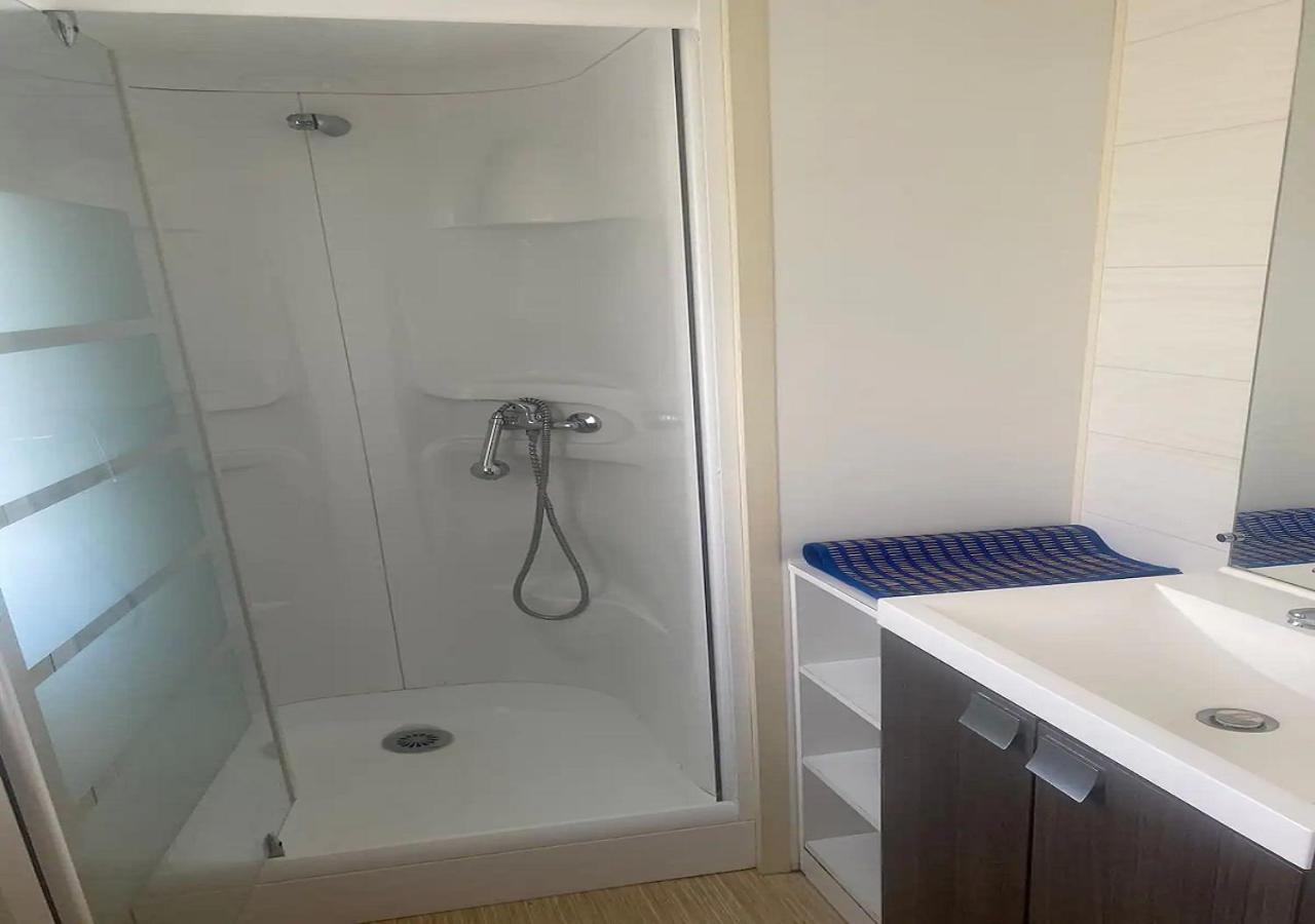 La Roque D'Antheron - Mobile-Home - 6 Pers - 3 Ch - Piscine Ngoại thất bức ảnh